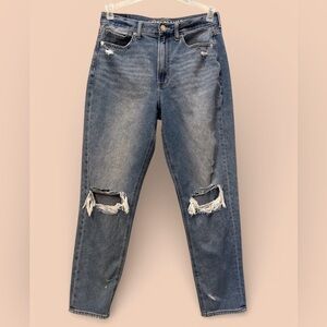 American Eagle Distressed Mom Jean High Waisted Denim Size 6